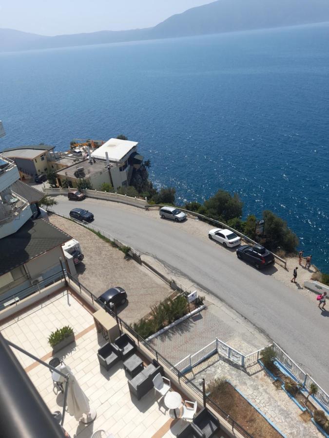 فندق The Blue Horizon Radhimë المظهر الخارجي الصورة